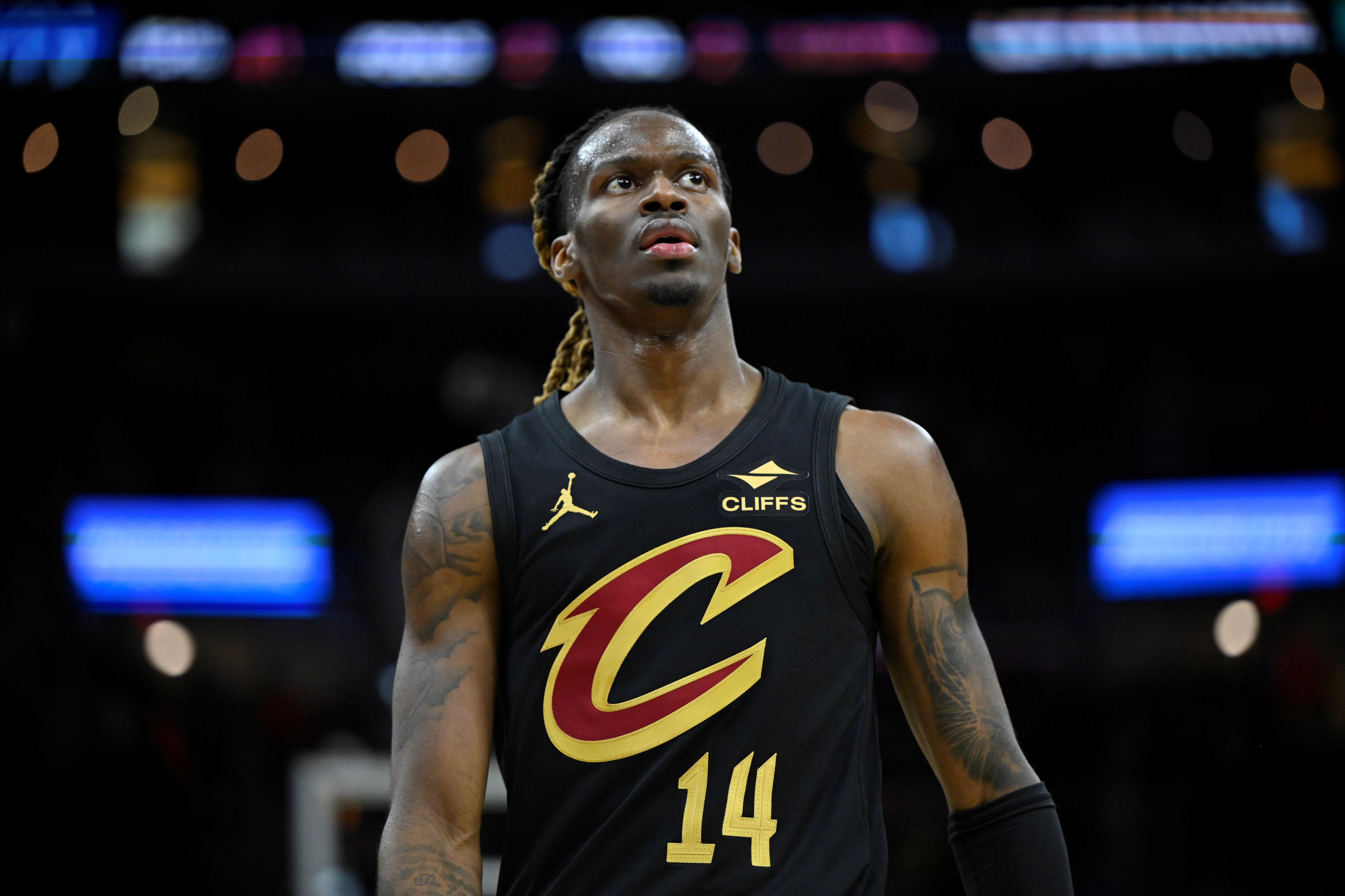 帕森斯:基翁·埃利斯能干脏活累活 能隐藏哈登防守弱点&帮他补位